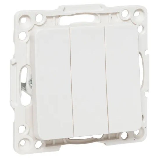 Выключатель трехклавишный  EKF EYV10-024-10 1133114