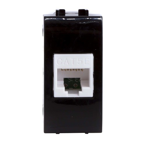 Розетка  DKC 77654N 331870