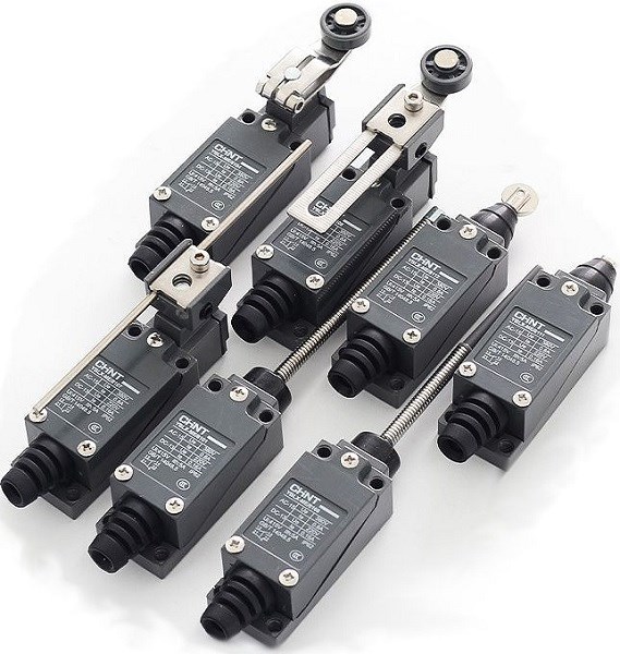 Выключатель путевой  CHINT 443025 1140867