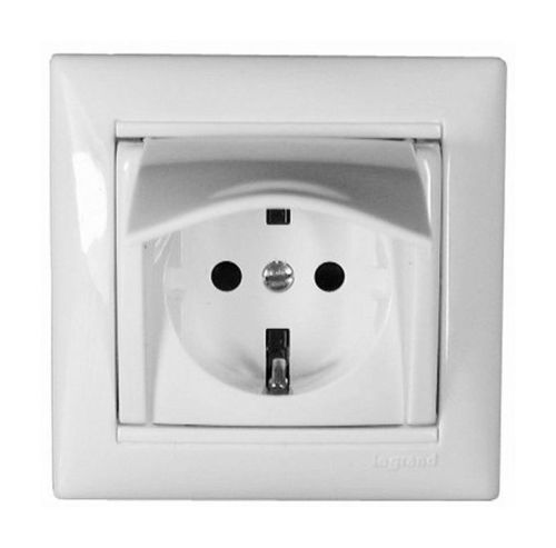 Розетка  Legrand 694270 896158