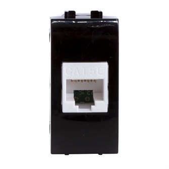 Розетка  DKC 77654N 331870